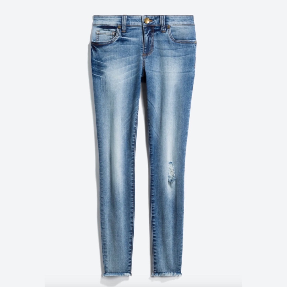 Distressed Skinny Jeans - Size 8P